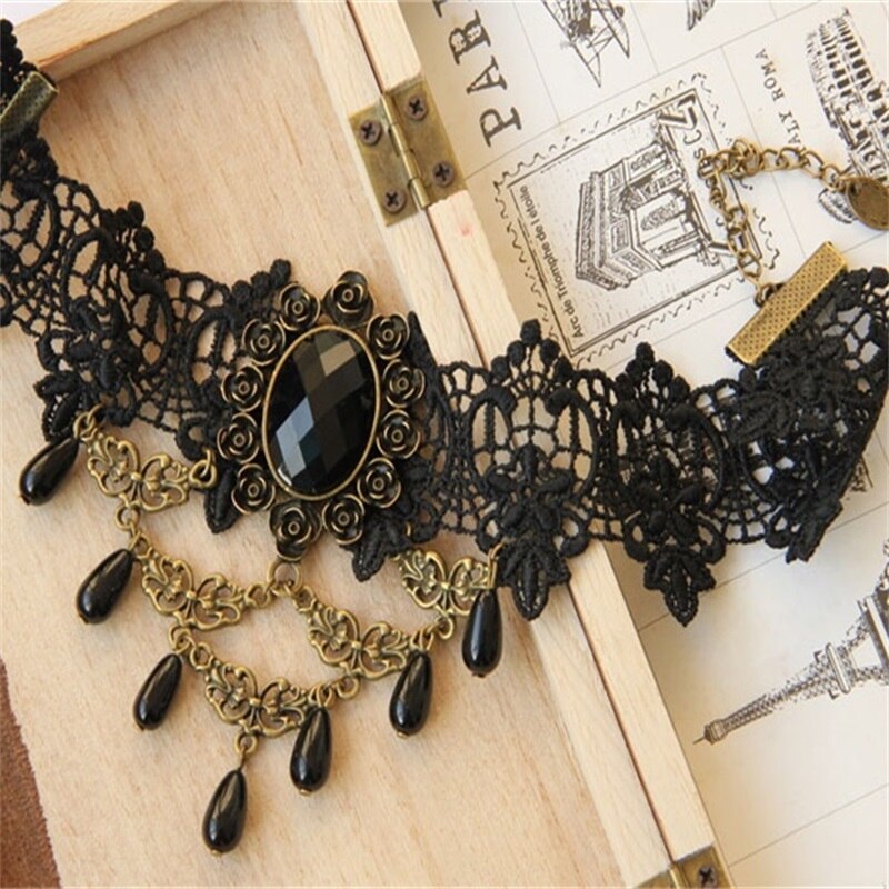 Gothic Party Pendant Choker Vintage Women Necklace